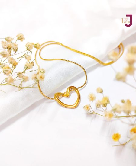 Jewellery trends in India Anti Tarnish Pendant